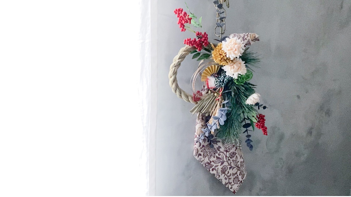ユーカリを使ったモダンしめ飾りの作り方 お正月飾りの準備 しめ縄飾り Diy Hanamika
